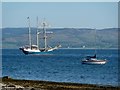 NR9251 : Tall ship at the mouth of Loch Ranza by Rob Farrow