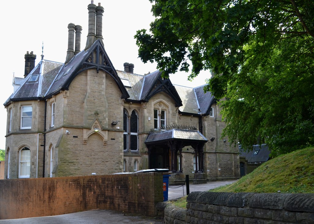 "Riverdale", Graham Road, Sheffield © Neil Theasby Geograph Britain