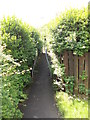 Footpath - off Bradford Road