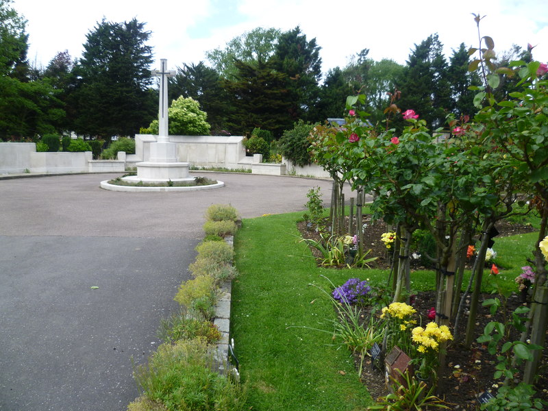 The War Memorial In Streatham Park... © Marathon :: Geograph Britain ...