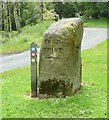 Sign stone to Farm Drive