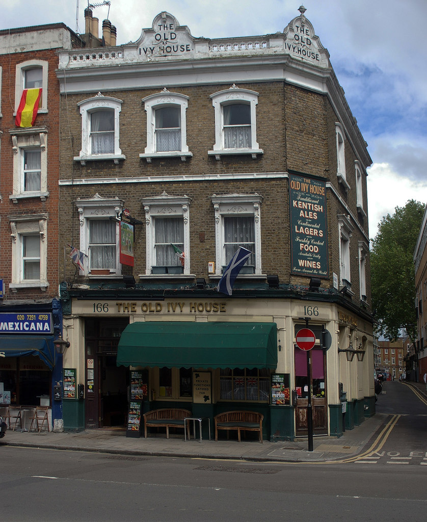 'The Old Ivy House' public house,... © Jim Osley :: Geograph Britain ...