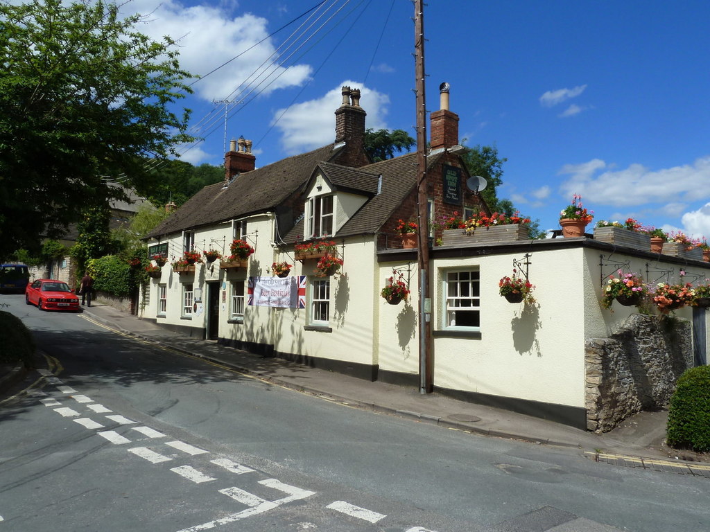 The Old Spot, Dursley © Ruth Sharville :: Geograph Britain and Ireland