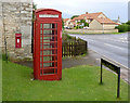 Kirkby Green - Lincoln postbox ref. LN4 34 