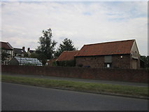 SK6694 : Farm buildings at Austerfield by Ian S