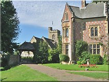 TQ5446 : The East Lodge of Hall Place, Leigh, Kent by Derek Voller