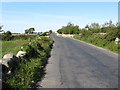 Approaching the cross roads at the upper end of Majors Hill road