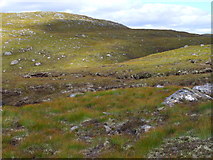 NH2630 : Moorland near head of An Cam-allt above Glen Affric by ian shiell