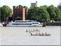 TQ3079 : Rowing Boats in The Great River Race by PAUL FARMER