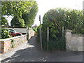 Public footpath linking Melbourne Road with the A285 in Chichester