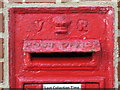 Victorian postbox, Temple Gardens, BN1 - royal cipher and aperture