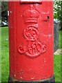 Edward VII postbox, Montpelier Crescent / Vernon Terrace, BN1 - royal cipher