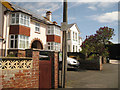 Frontages, Barnsley Close