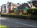 Yellow and green bungalow, Cam