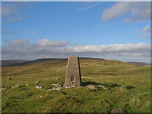 SD8668 : Knowe Fell trig point by John Slater