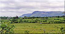 G6649 : Dartry Mountains from N15 (Donegal - Sligo) road north of Grange (Co. Sligo) by Ben Brooksbank