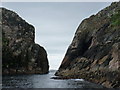 NA7245 : Flannan Isles: between Soraigh and Sgeir Toman by Chris Downer