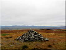 SD8671 : Pile of Stones on Fountains Fell by Chris Heaton