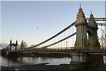 TQ2378 : Hammersmith Bridge from Beckett's Wharf by Neil Theasby