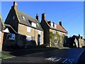 SP5759 : Newnham-School Hill by Ian Rob