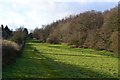 Footpath through narrow field south of Rownhams Services