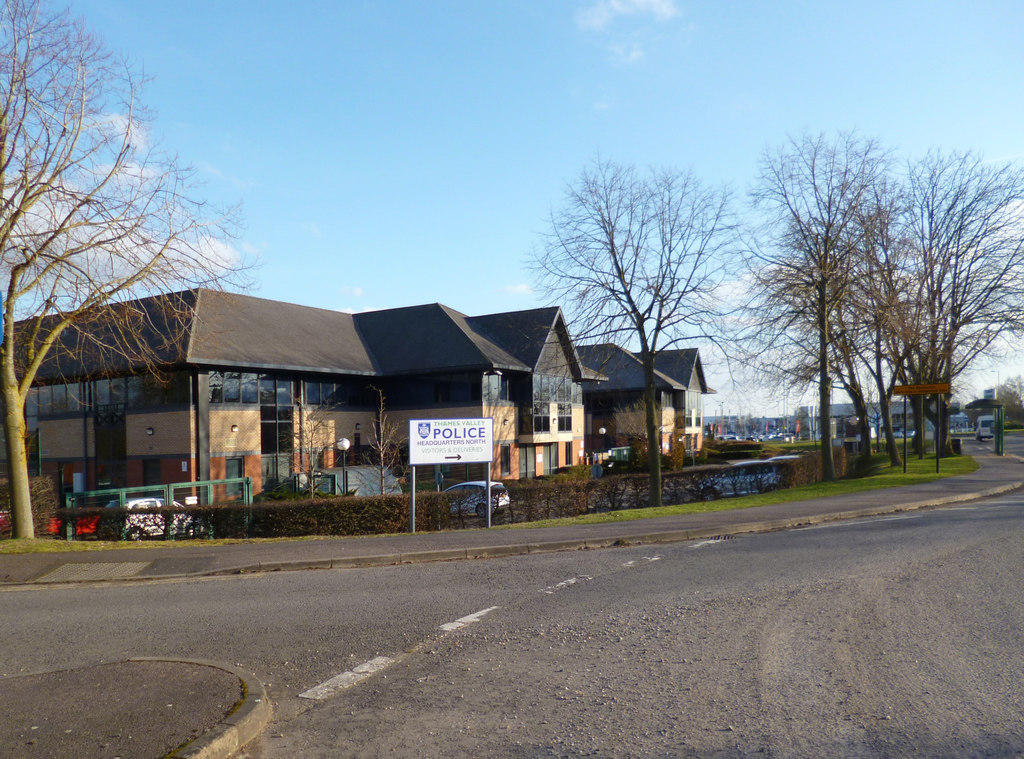 Thames Valley Police HQ North © Des Blenkinsopp :: Geograph Britain and ...