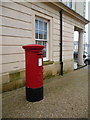 Poundbury: postbox № DT1 179, Beechwood Lane