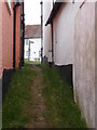 Footpath between the houses in Great Easton