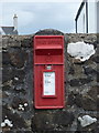 Dunvegan: postbox № IV55 46, Lonmore