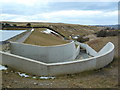 Lower Coldwell Reservoir, Dam and spillway