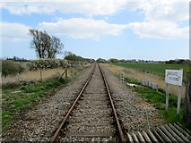 TQ9827 : Railway Line to Dungeness by Chris Heaton