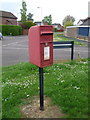 Fordingbridge: postbox № SP6 366, Parsonage Park Drive