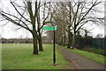 Capital Ring signpost, Perivale Park