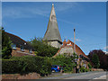 SU8950 : Ash Church Road by Alan Hunt