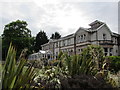 Rosslea Hall Hotel, Rhu