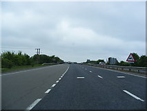 TG2808 : A47 Yarmouth Road, Postwick by Geographer