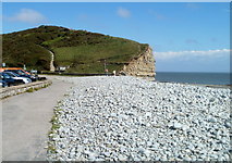 SS9567 : Cliff and pebbly beach, Llantwit Major by Jaggery