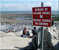 SS9567 : Beware of falling rocks, Llantwit Beach by Jaggery
