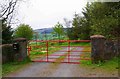 R6579 : Gate to a private drive, near Ballybrogan, Co. Clare by P L Chadwick
