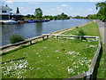 Queen?s Promenade looking across to Ravens Ait