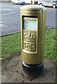 TL2136 : Gold Box on Brook Street, Stotfold by Kit Slater