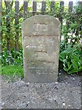 SE0823 : Defaced guide stone, Scar Bottom Road by Humphrey Bolton