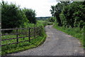 Footpath and track down to the Newport Pagnell Road