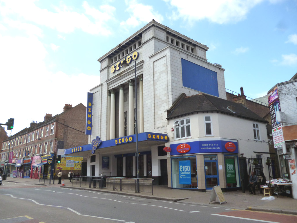 Tooting: Bingo hall © Dr Neil Clifton :: Geograph Britain and Ireland