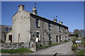 Cottages and access road to Hill Top Farm, Moor Road