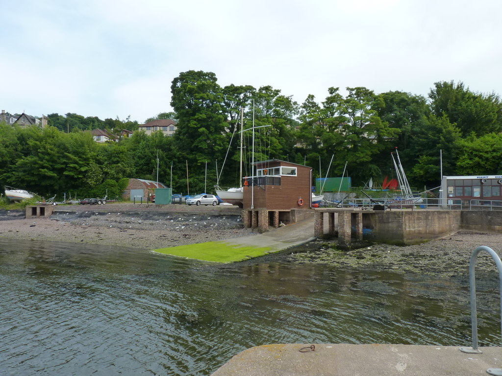 Wormit Boat Club © James Allan :: Geograph Britain and Ireland