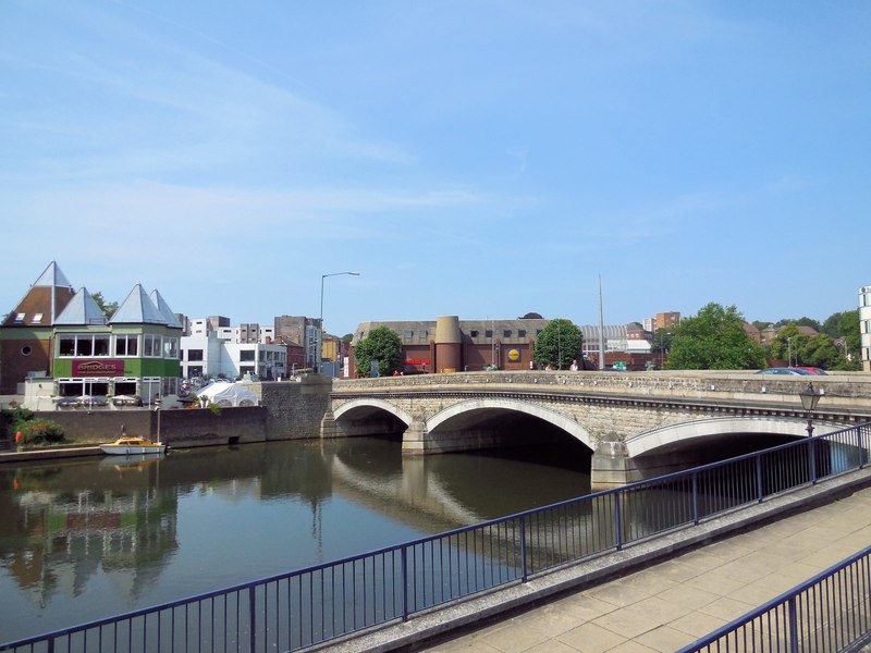 Maidstone Town Bridge © Paul Gillett :: Geograph Britain and Ireland