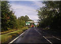 The A 40 approaching Burford Roundabout