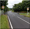 Start of the 30 zone and pavements in Newtown