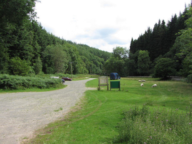 Blaen-y-cwm / Mynydd Du car park © Gareth James :: Geograph Britain and ...